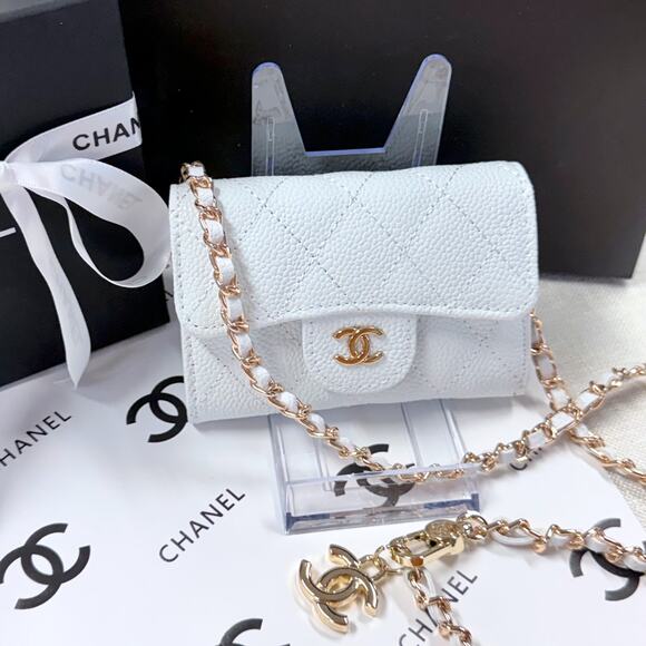 Chanel White GWP Luxury CC Logo Wallet Coin Purse Gold Hardware Cosmetic Bag - Picture 3 of 10